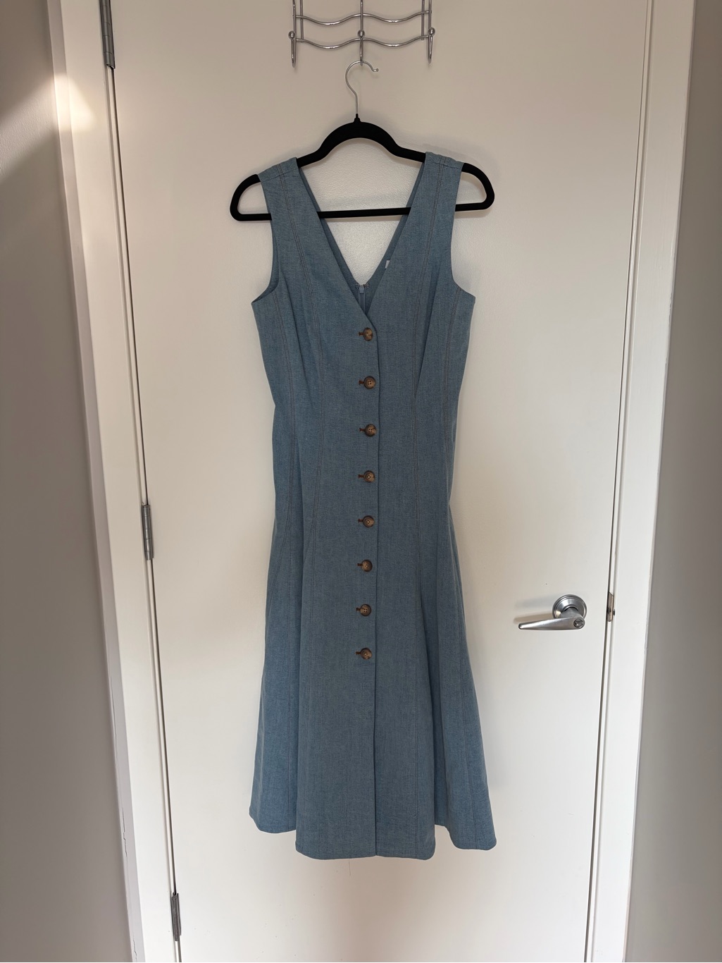 Sleeveless V-Neck Button-Front Blue Dress